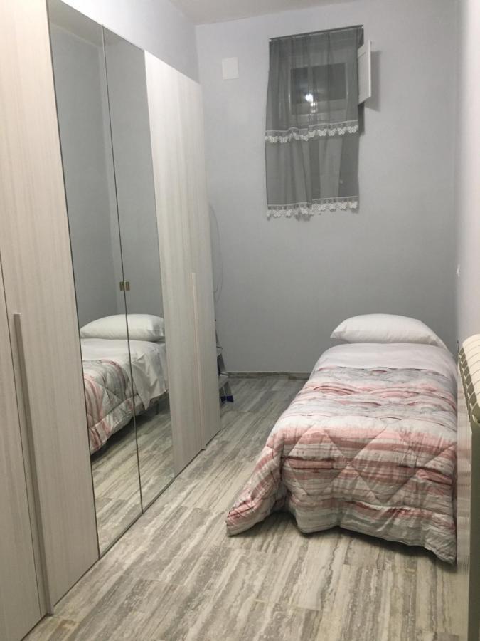 Casa Rosy Bed & Breakfast ลูเชรา ภายนอก รูปภาพ