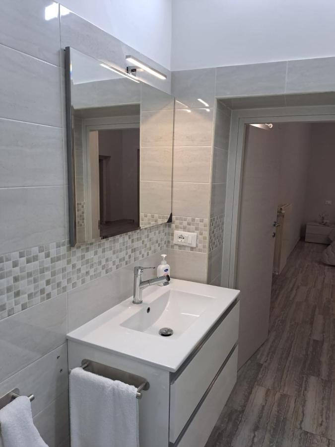 Casa Rosy Bed & Breakfast ลูเชรา ภายนอก รูปภาพ
